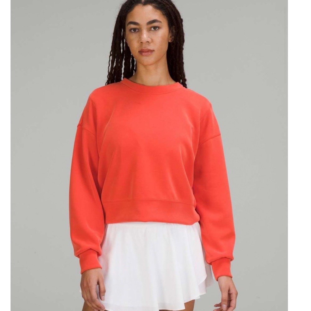 Lululemon Softstreme Perfectly Oversized Cropped Crew Solar Orange Size 6